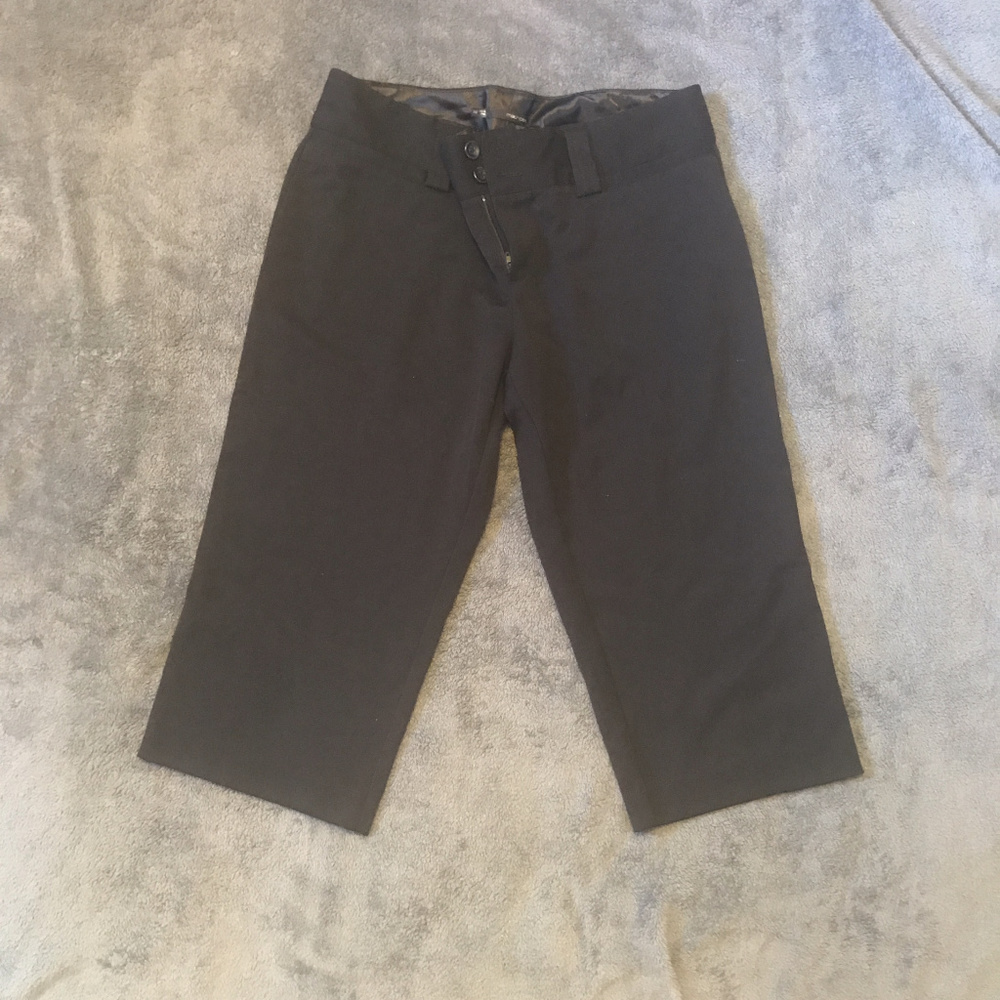 Black Maurices Capris 11/12